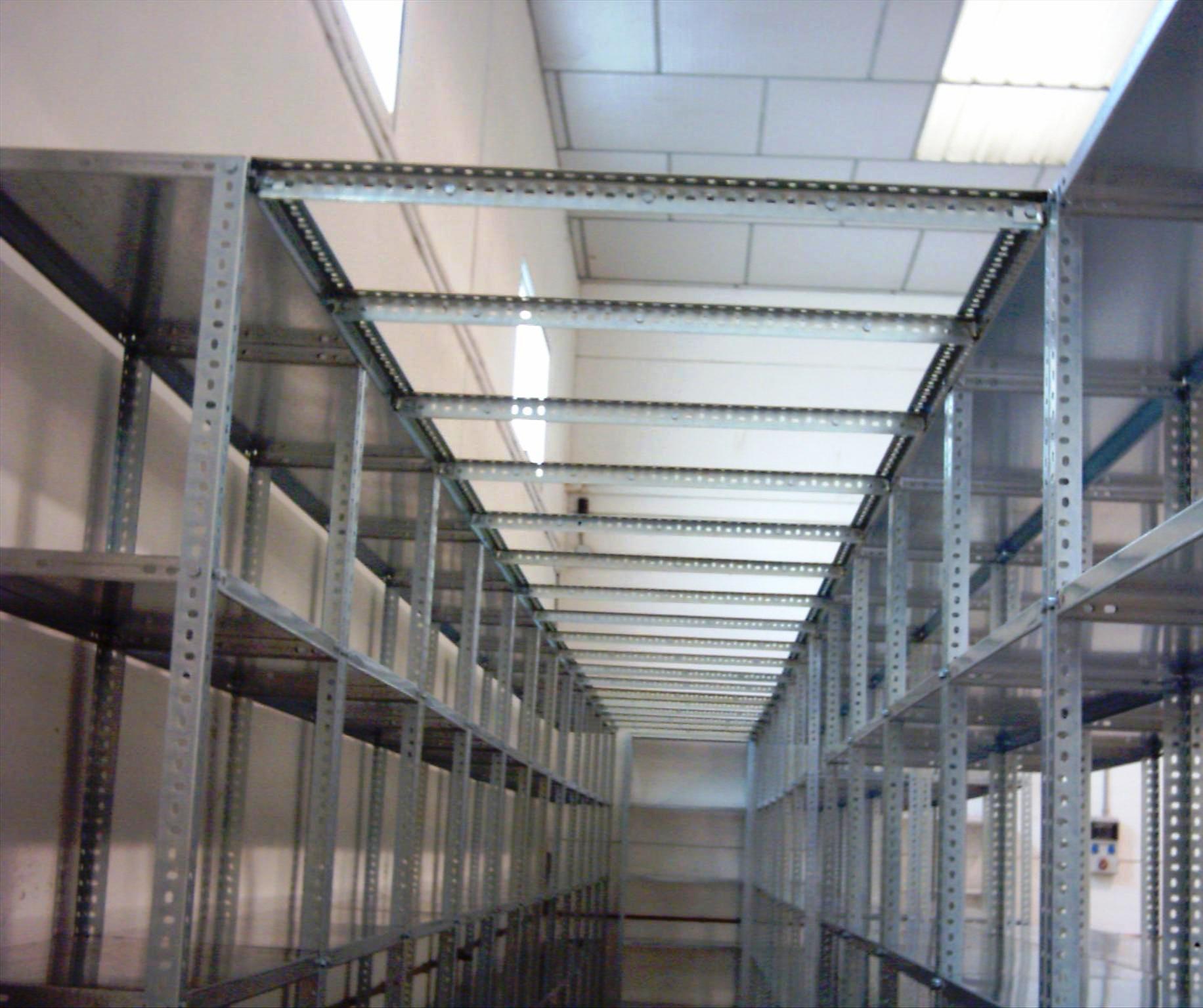 viguetas para altillos con base de estanterias metalicas
